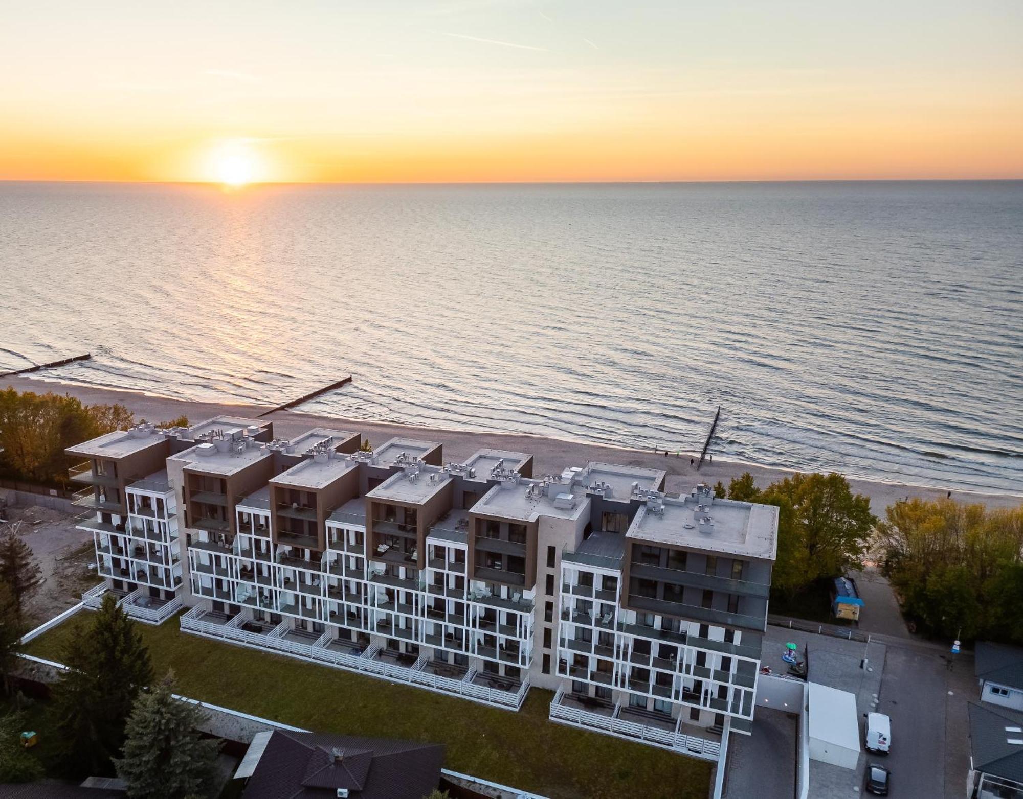 Apartament Kapitanski Z Widokiem Na Morze 4 Pietro - By Perlowa Przystan Rent Sianożęty Zewnętrze zdjęcie